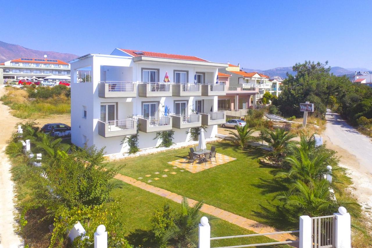 לימנריה Villa Mare Nostrum מראה חיצוני תמונה