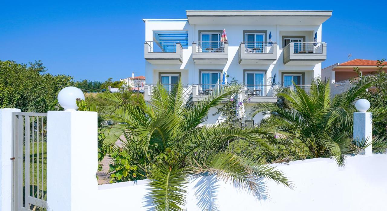 לימנריה Villa Mare Nostrum מראה חיצוני תמונה
