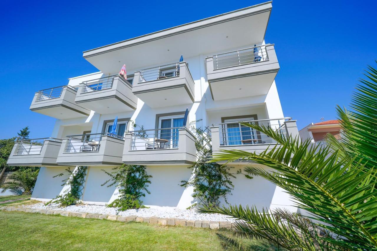 לימנריה Villa Mare Nostrum מראה חיצוני תמונה